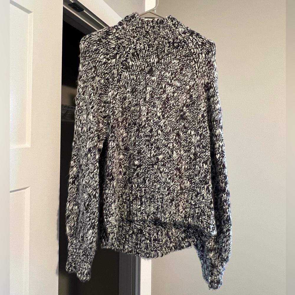 Oversized Chunky, Black/White Marbled Mockneck Sweater